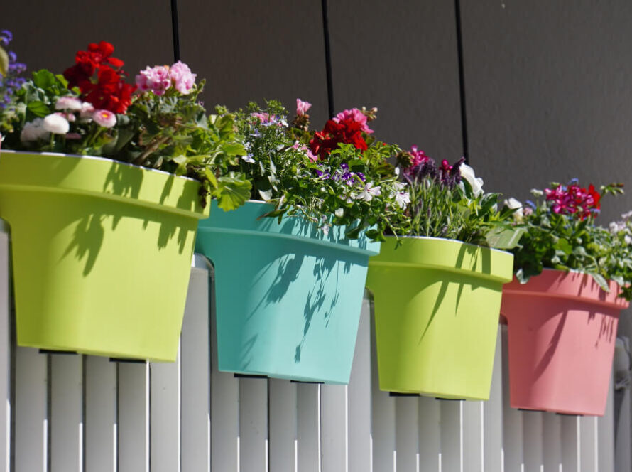 Atherton landscape hanging containers