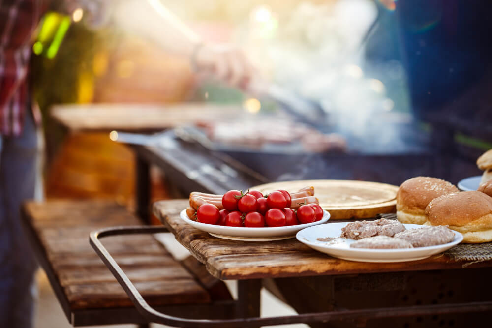 outdoor kitchen