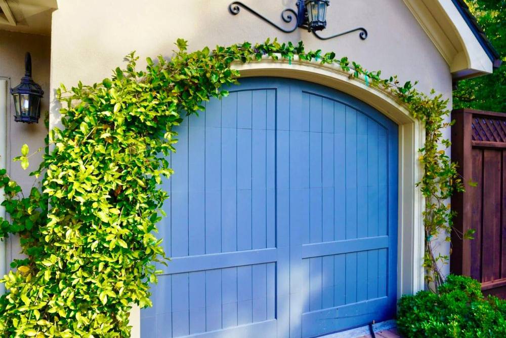 Tuscaloosa_Petrus_Landscaping_Luxury_Design_Company_Project.jpeg_Door_Design_750h